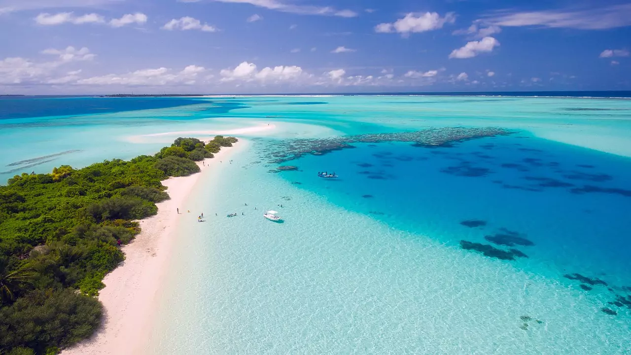 How To Travel On A Budget