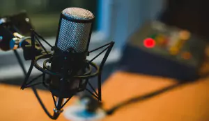 5 Best Finance Podcasts You Should Listen to Immediately